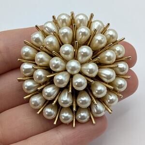 Vintage ART Mid-Century Sunburst Faux Pearl Cluster Gold Tone 3-D Brooch